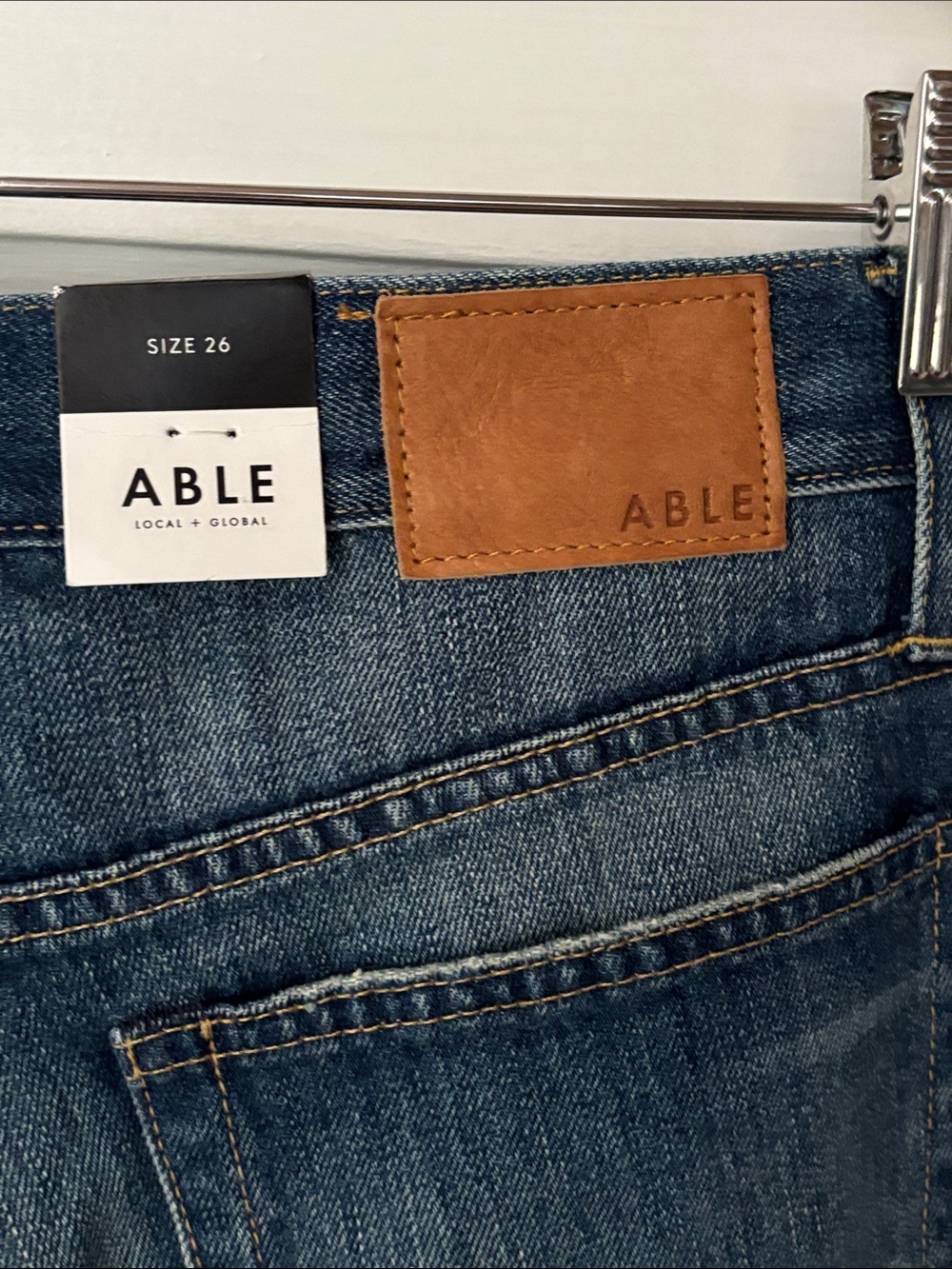 ABLE THE SLOUCH MID RISE JEANS - Picture 7 of 8